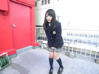 Yuu Tsujii uses Japanese vibrator on her wet pussy